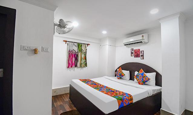 Stay Kiya Royal Oak Calcutta Exterior foto